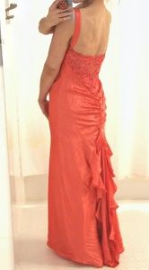 Jouani size 0 peach/pink color 100% silk